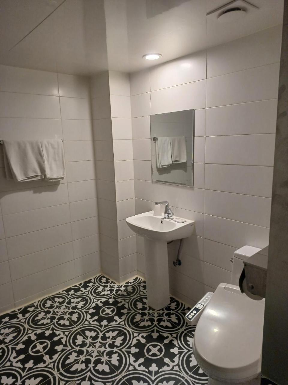 Hotel Yaja Hwajeong Station Kōyō Εξωτερικό φωτογραφία